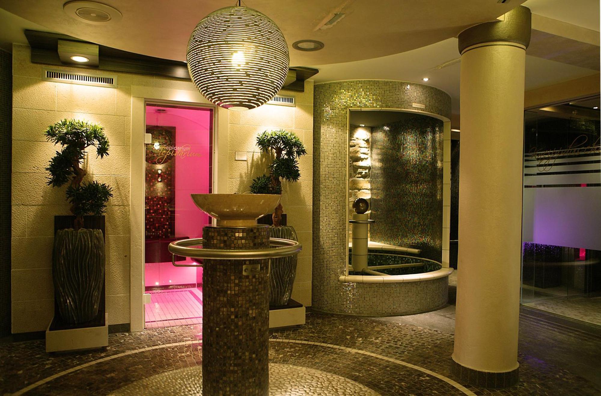 Gaimersheim Der Heidehof Conference & Spa Resort מראה חיצוני תמונה